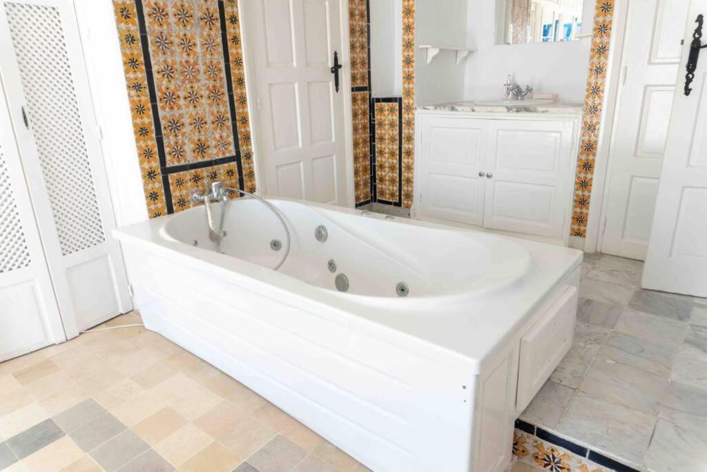 Charming Villa In The Heart Of Sidi Bousaid Sidi Bou Ali Exteriör bild